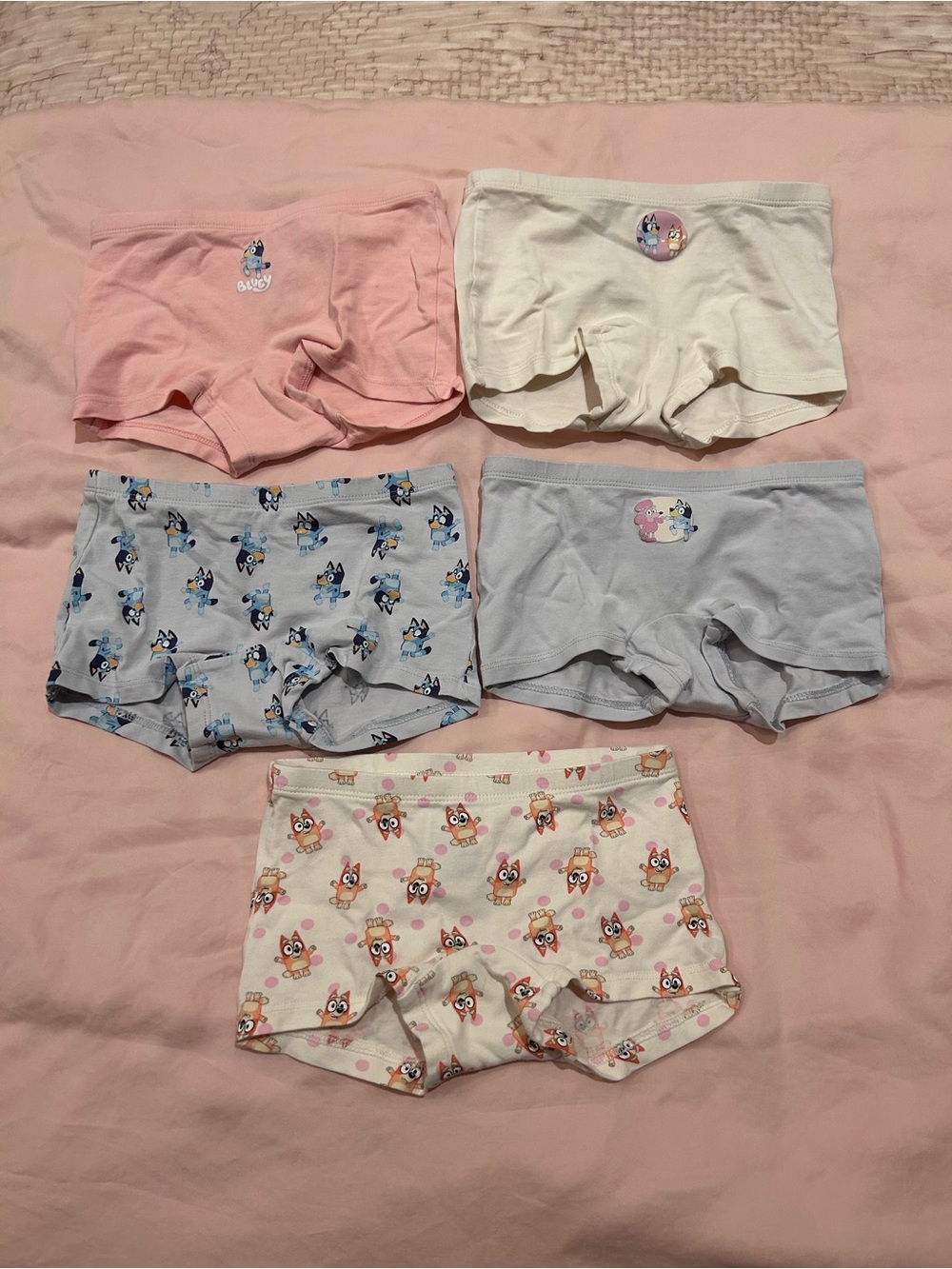 Set of H&M Bluey girls boxer briefs Sz 5T/6